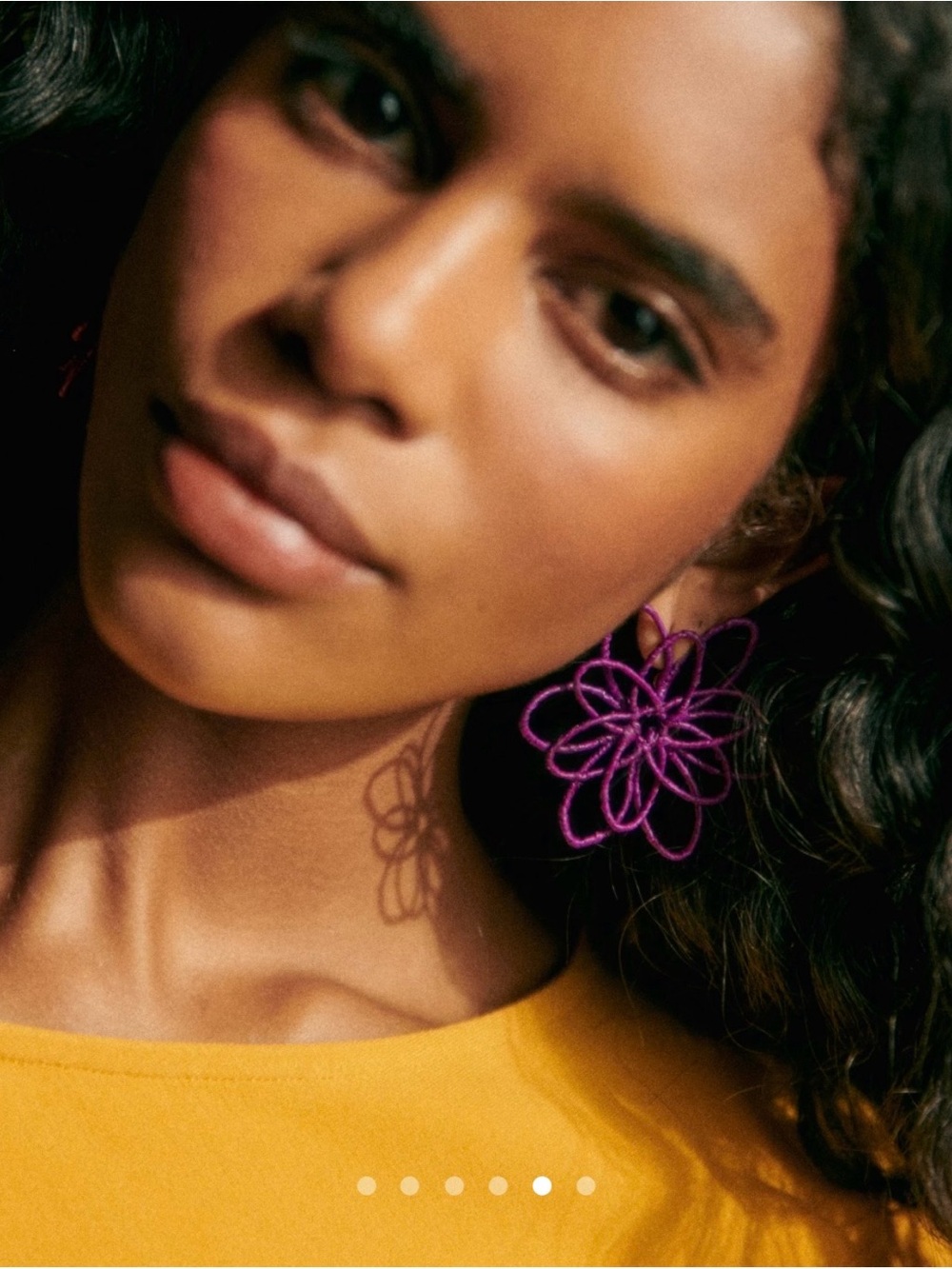 Sezane cassandre Floral Wire Statement Earrings in Purple - Women Accessories